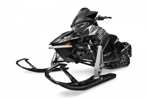 crossover motos de nieve Arctic Cat XF 8000 CROSS COUNTRY LTD ES