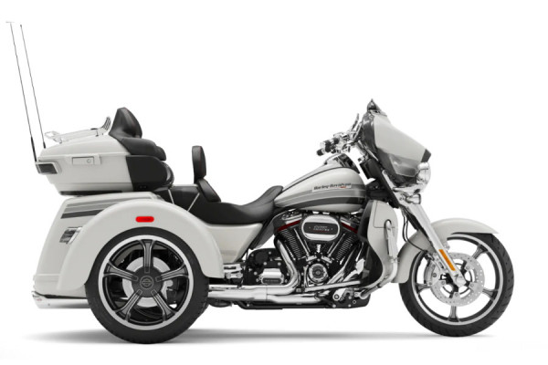 motos Harley-Davidson CVO™ TRI GLIDE®